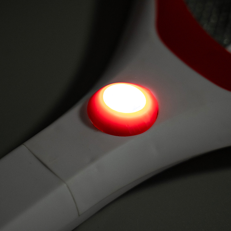 FF-787A 3-Dath faoi stiúir Gréine le Breiseán Battery Luaidhe-Aigéad 400mAh Leictreach Mosquito Swatter FF-787A 3-Dath faoi stiúir Gréine le Breiseán Battery Luaidhe-Aigéad 400mAh Leictreach Mosquito Swatter